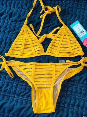 Beach Bunny Hard Summer Triangle Bikini Top and Tie-Side Bottoms - Women Swim